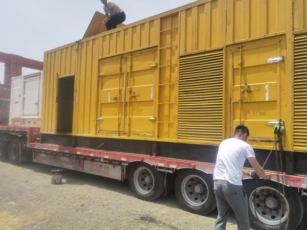 婺城除了负载情况和发动机维护，还有哪些因素会影响 200kw 柴油发电机的油耗？