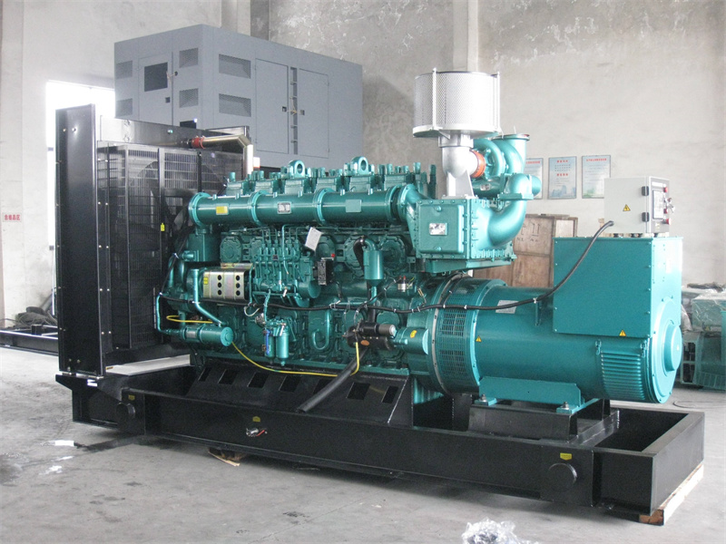 婺城200KW 柴油发电机的油耗是多少?